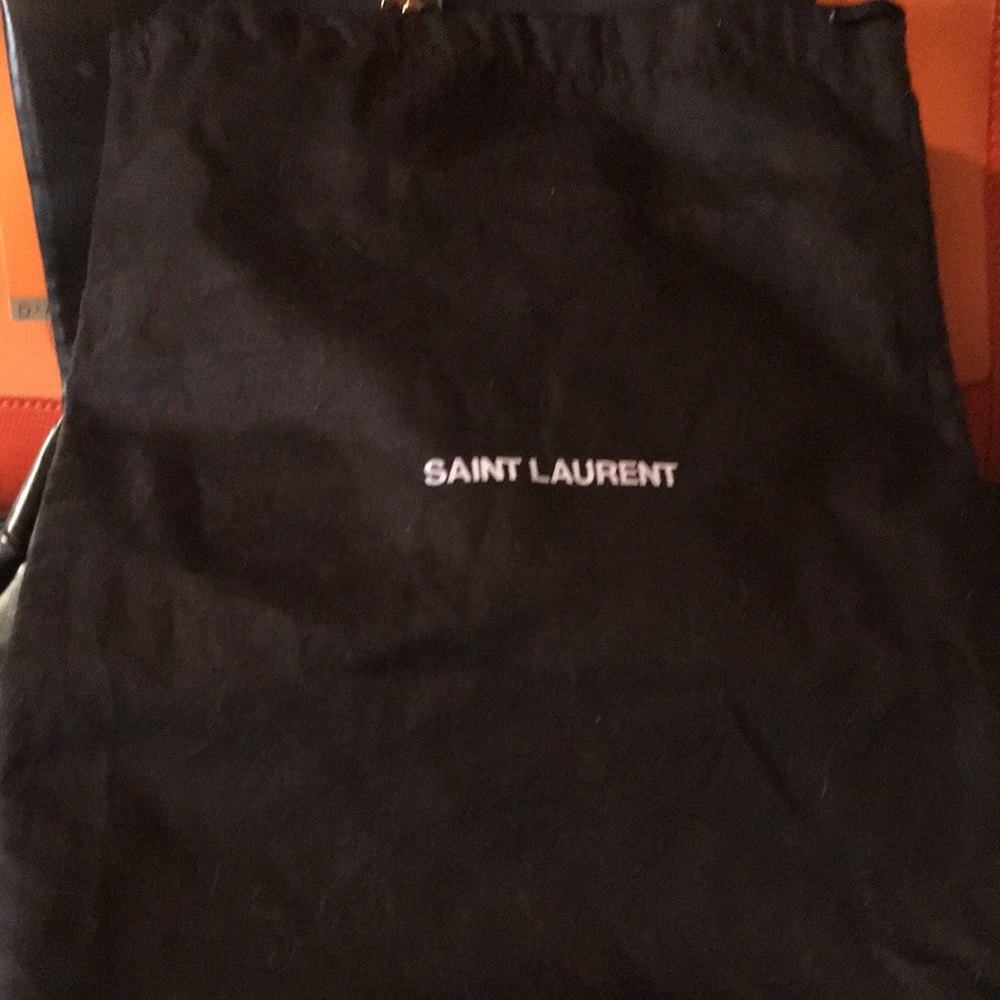 Yves Saint Laurent Black and Gold Textured Shoulder Bag - Picture 6 of 6